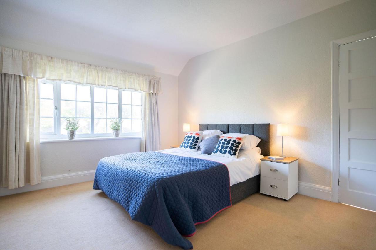 Beautiful Detached Home In Quaint Village Setting Wetherby Exterior foto
